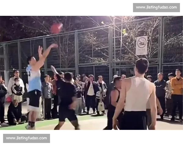 徐家汇野球场铁闸：兰多夫来了也难破防！